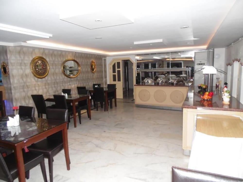 Nasa Flora Hotel Antalya Ngoại thất bức ảnh